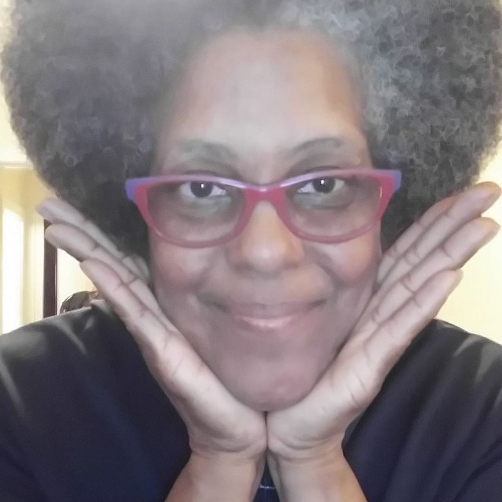 Meet your Posher, Denise